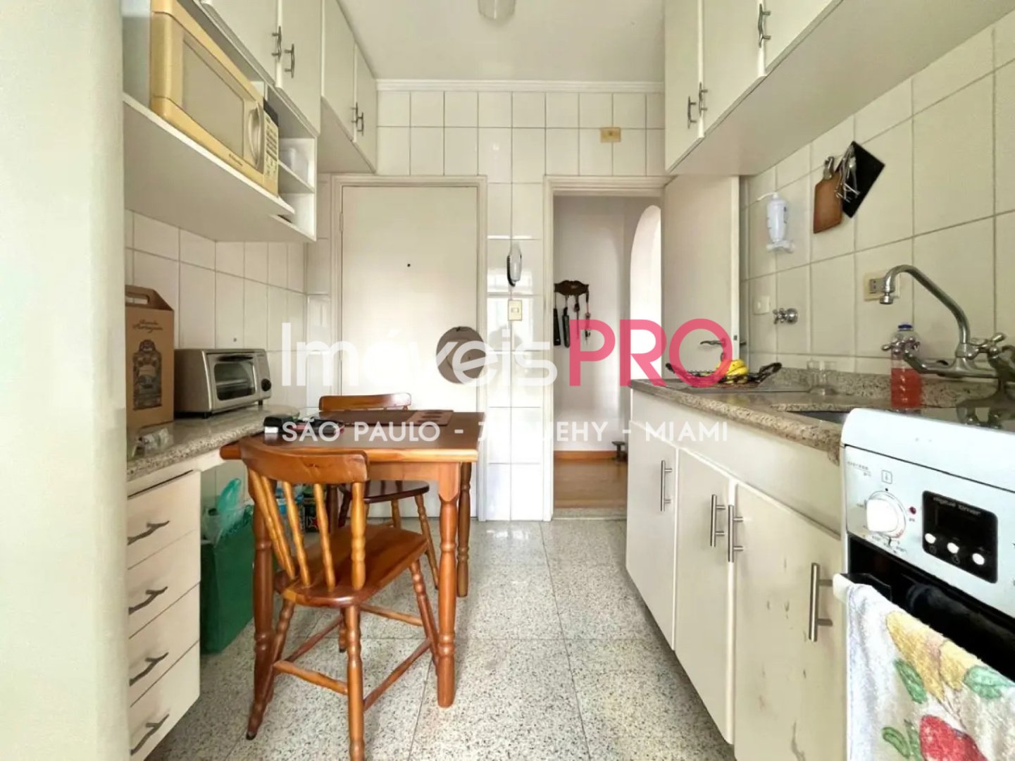 Foto :: https://assets.imoveispro.com.br/thumb/IP37331/cobertura-duplex-venda-moema_IP37331_17_1920x1080.jpg?