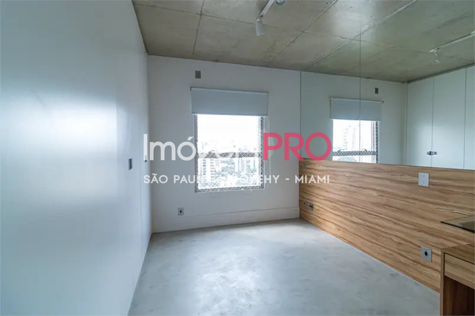 Foto :: IP37340