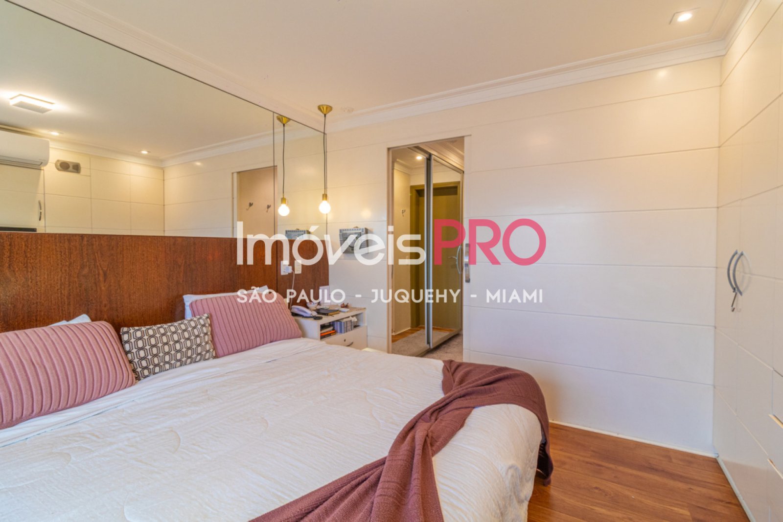 Foto :: https://assets.imoveispro.com.br/thumb/IP37343/apartamento-venda-morumbi_IP37343_23_1920x1080.jpg?