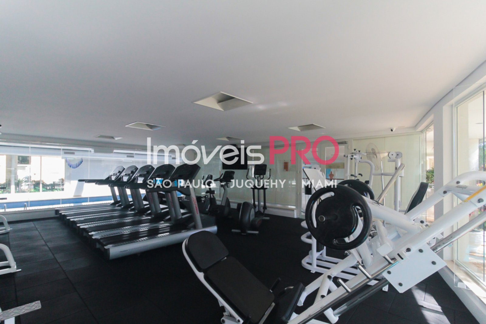 Foto :: https://assets.imoveispro.com.br/thumb/IP37343/apartamento-venda-morumbi_IP37343_53_1920x1080.jpg?