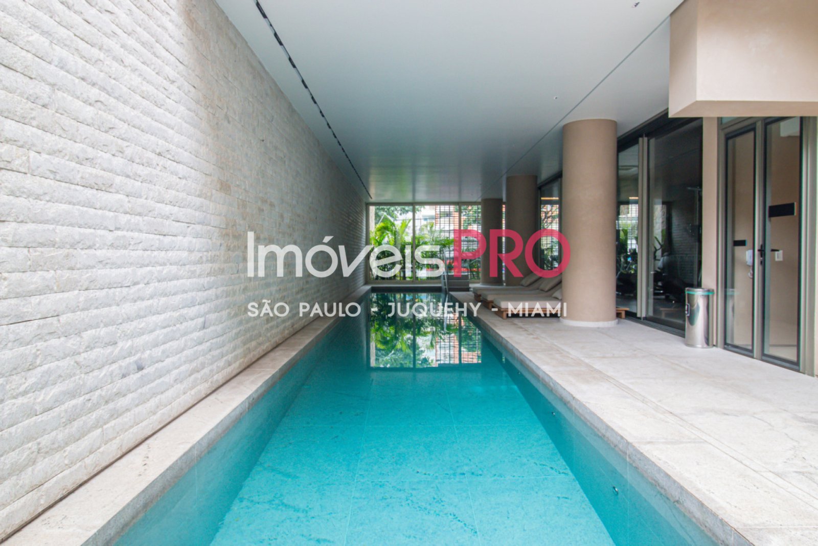 Foto :: https://assets.imoveispro.com.br/thumb/IP37344/apartamento-venda-itaim-bibi_IP37344_29_1920x1080.jpg?