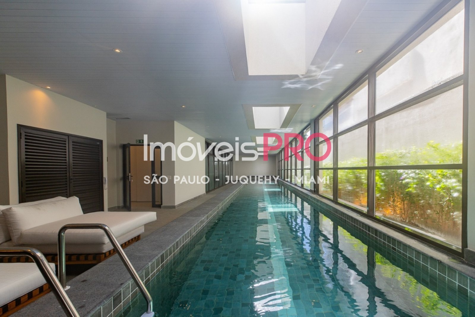 Foto :: https://assets.imoveispro.com.br/thumb/IP37369/apartamento-venda-moema_IP37369_41_1920x1080.jpg?