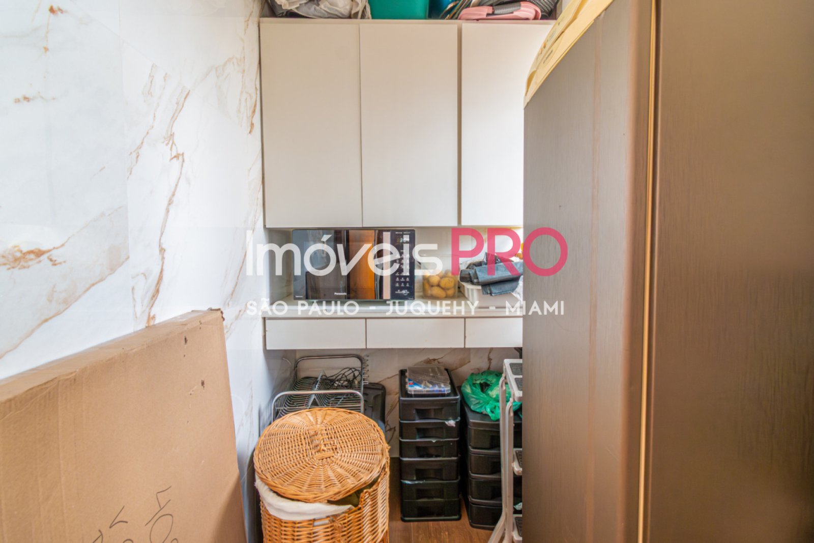 Foto :: https://assets.imoveispro.com.br/thumb/IP37391/apartamento-venda-vila-mariana_IP37391_35_1920x1080.jpg?