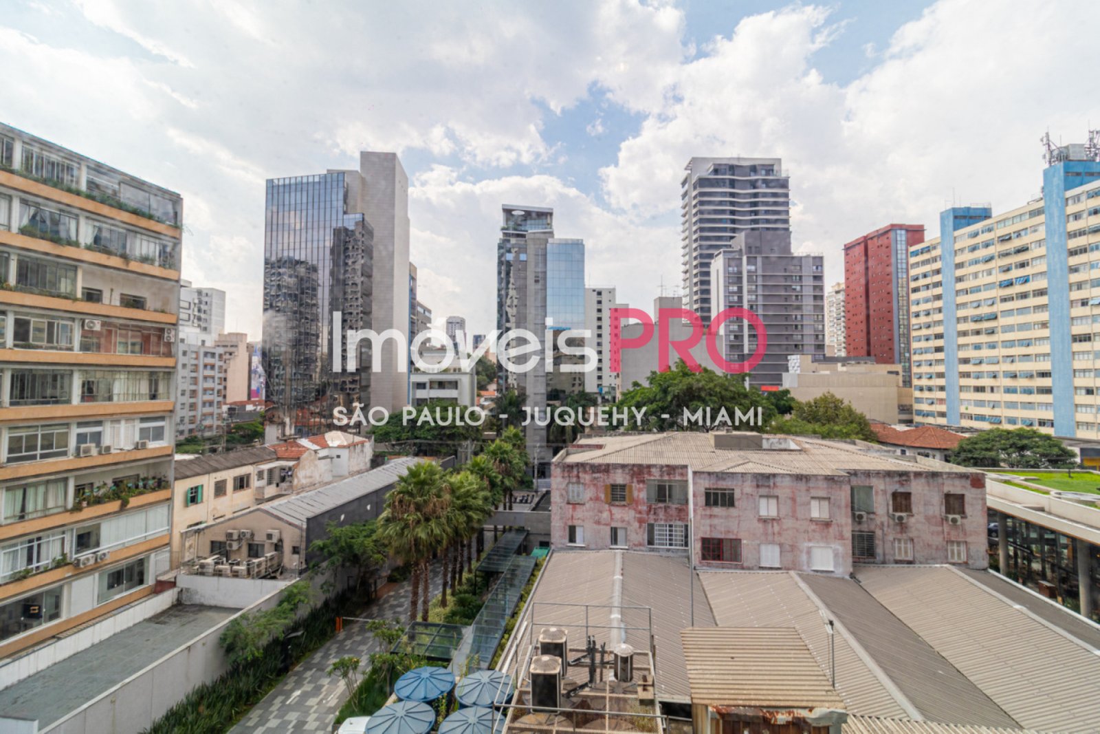 Foto :: https://assets.imoveispro.com.br/thumb/IP37392/apartamento-aluguel-pinheiros_IP37392_17_1920x1080.jpg?