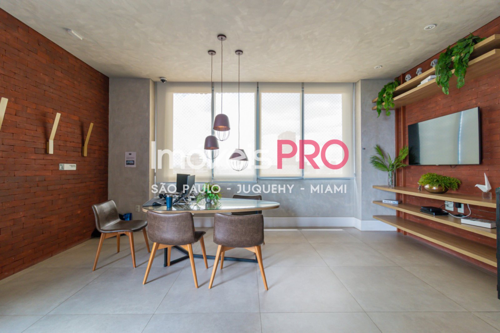 Foto :: https://assets.imoveispro.com.br/thumb/IP37392/apartamento-aluguel-pinheiros_IP37392_29_1920x1080.jpg?