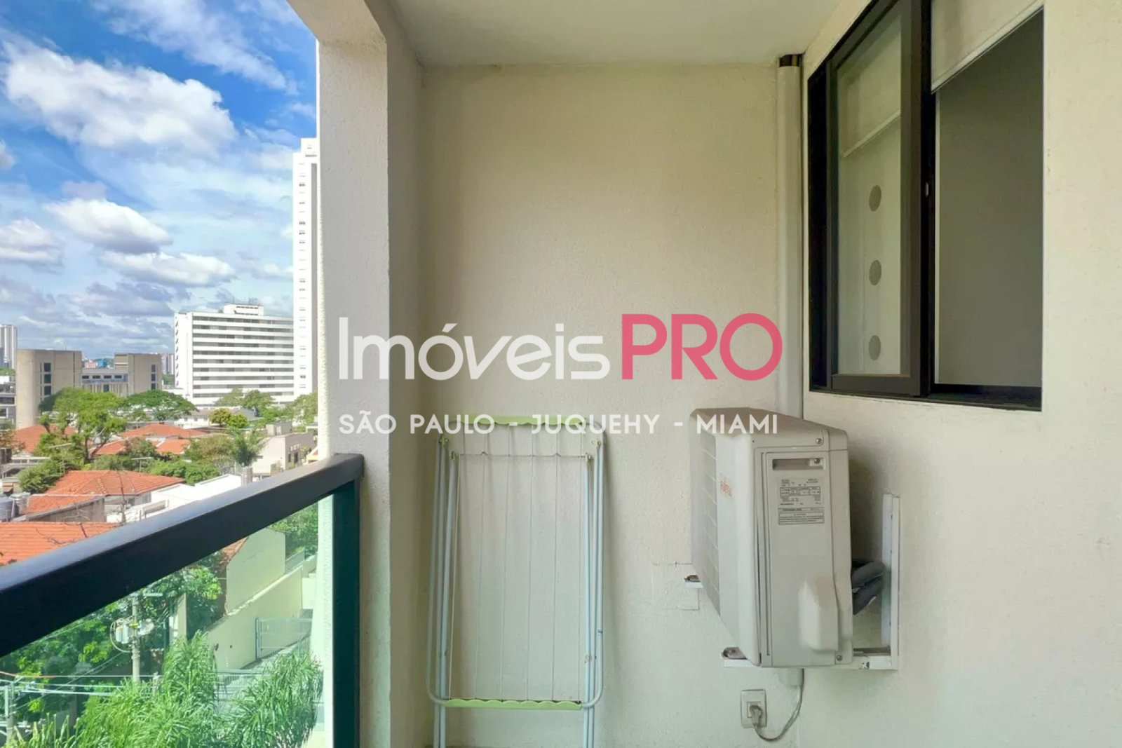 Foto :: https://assets.imoveispro.com.br/thumb/IP37403/apartamento-venda-pinheiros_IP37403_11_1920x1080.jpg?