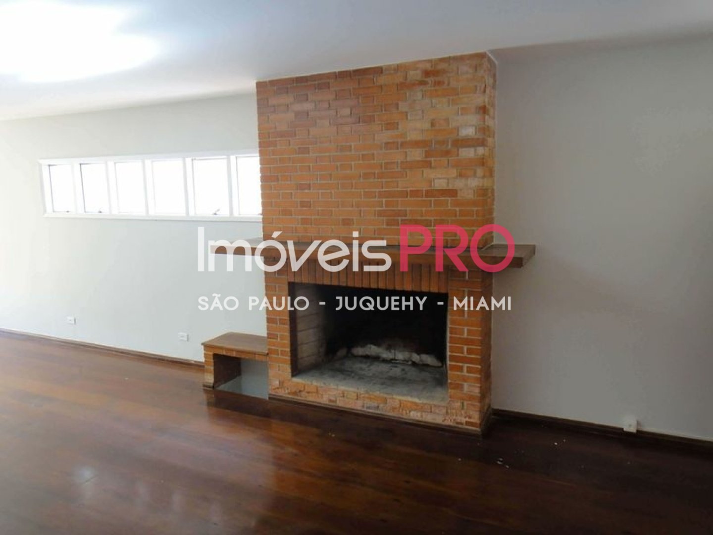 Foto :: https://assets.imoveispro.com.br/thumb/IP37405/casa-aluguel-jardim-morumbi_IP37405_11_1920x1080.jpg?