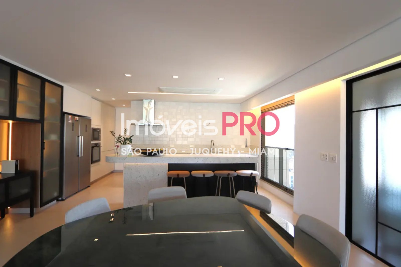 Foto :: https://assets.imoveispro.com.br/thumb/IP37417/apartamento-venda-vila-mariana_IP37417_11_1920x1080.jpg?