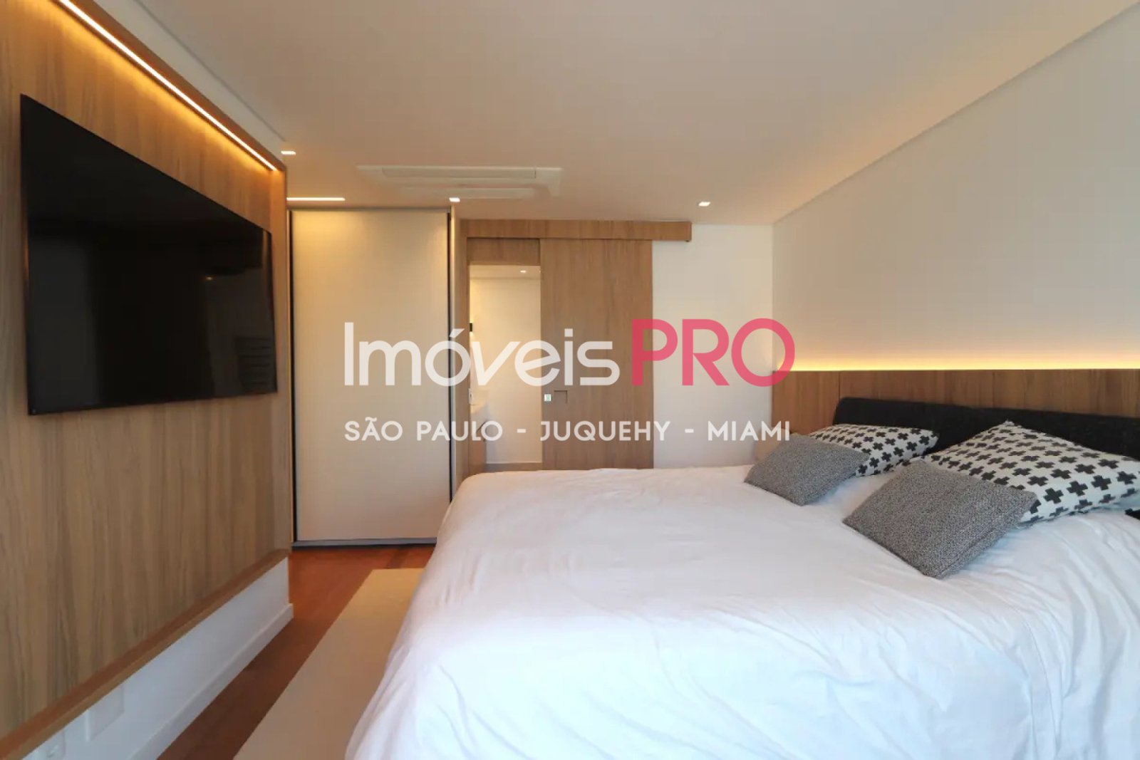 Foto :: https://assets.imoveispro.com.br/thumb/IP37417/apartamento-venda-vila-mariana_IP37417_17_1920x1080.jpg?