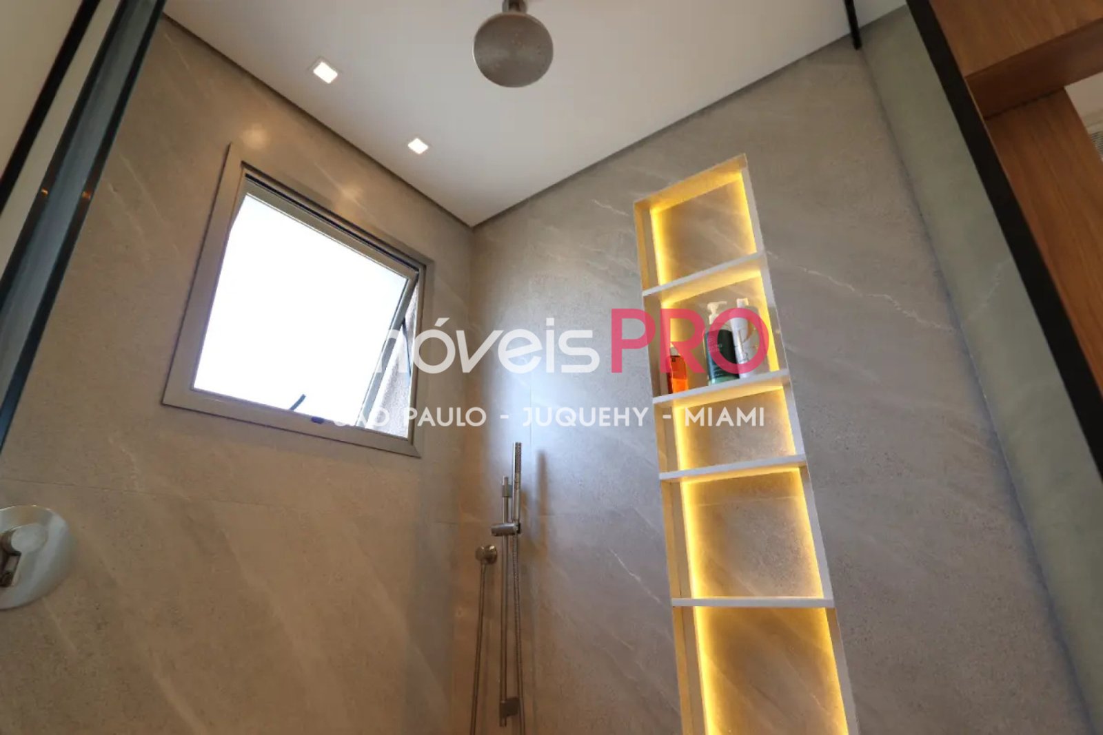 Foto :: https://assets.imoveispro.com.br/thumb/IP37417/apartamento-venda-vila-mariana_IP37417_23_1920x1080.jpg?