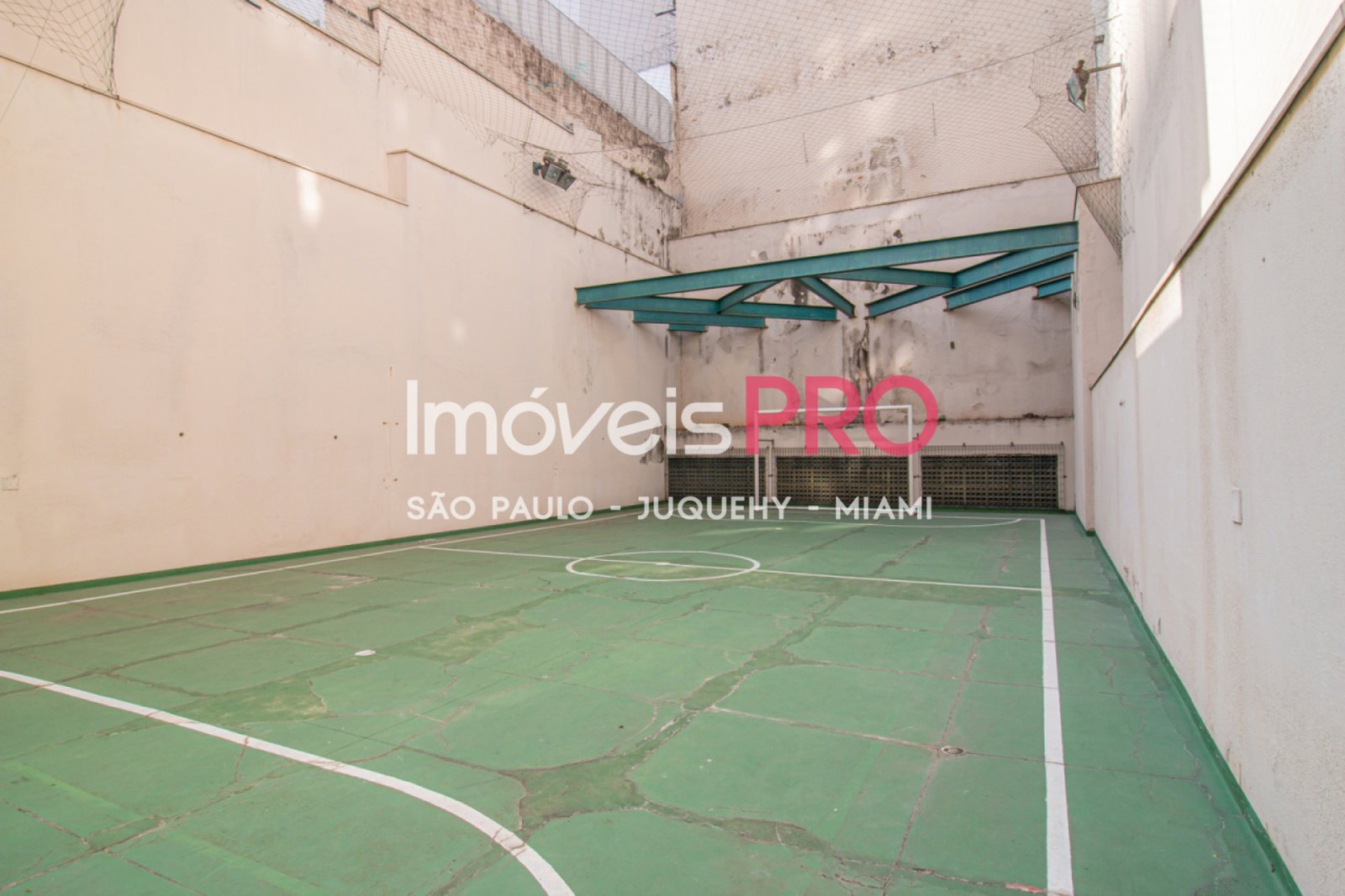 Foto :: https://assets.imoveispro.com.br/thumb/IP37419/apartamento-venda-campo-belo_IP37419_17_1920x1080.jpg?