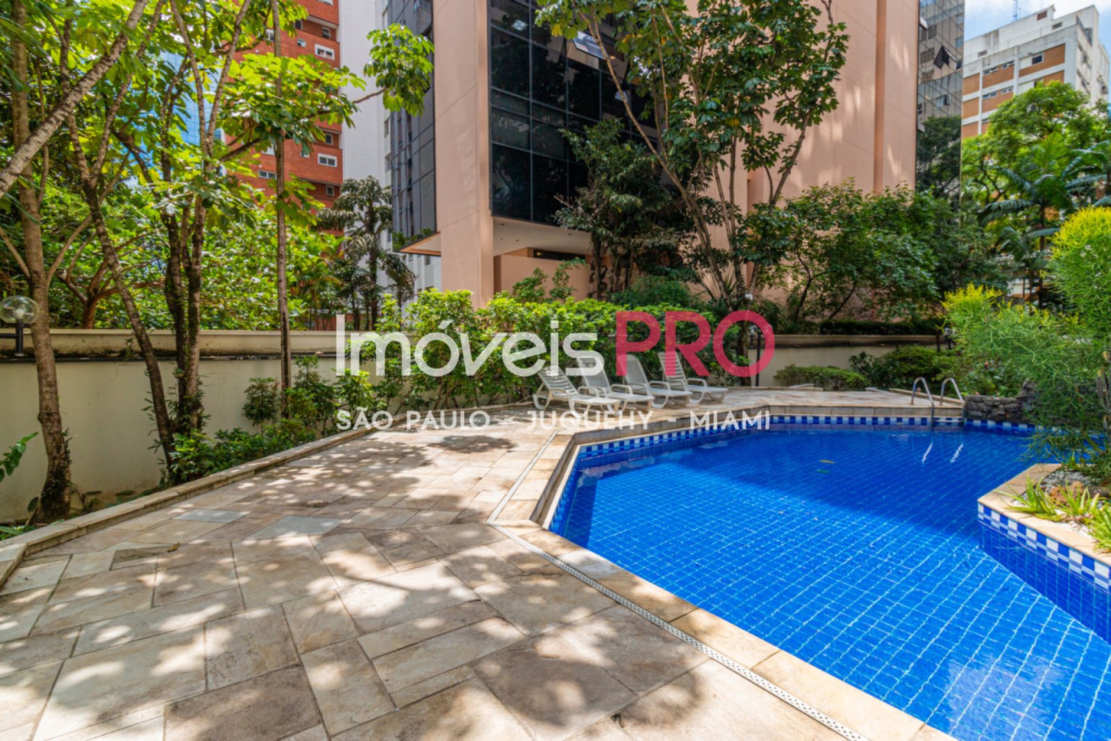 Foto :: https://assets.imoveispro.com.br/thumb/IP37448/apartamento-venda-itaim-bibi_IP37448_23_1920x1080.jpg?