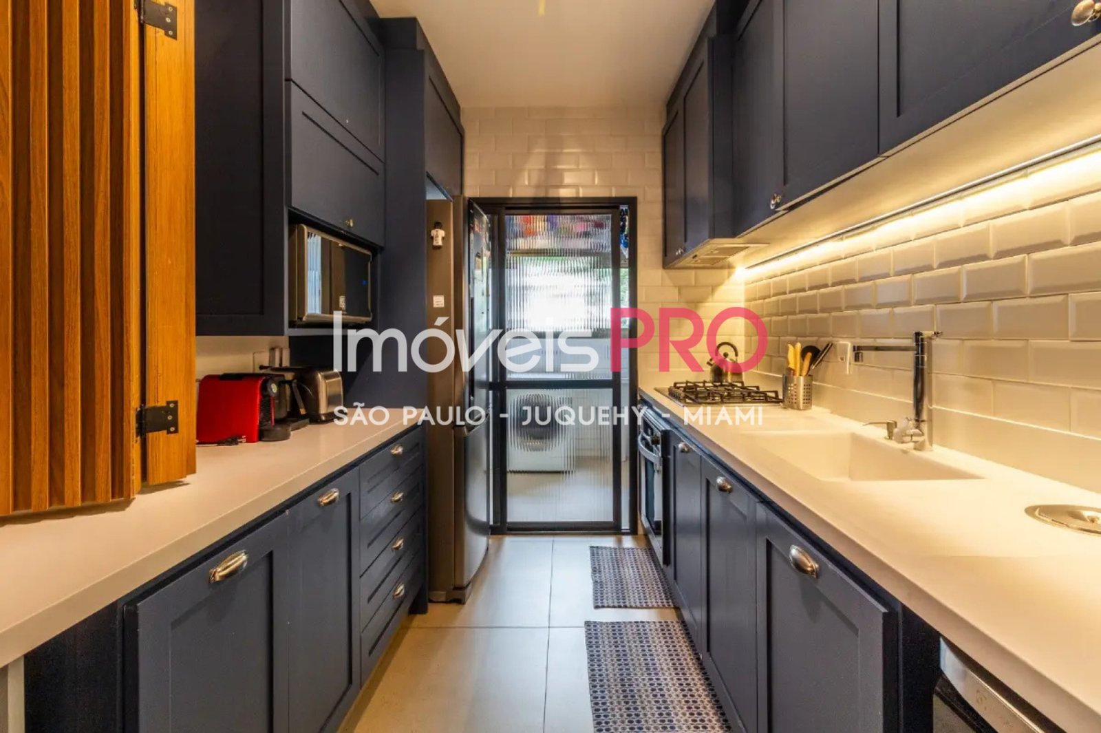 Foto :: https://assets.imoveispro.com.br/thumb/IP37458/apartamento-venda-moema-indios_IP37458_11_1920x1080.jpg?