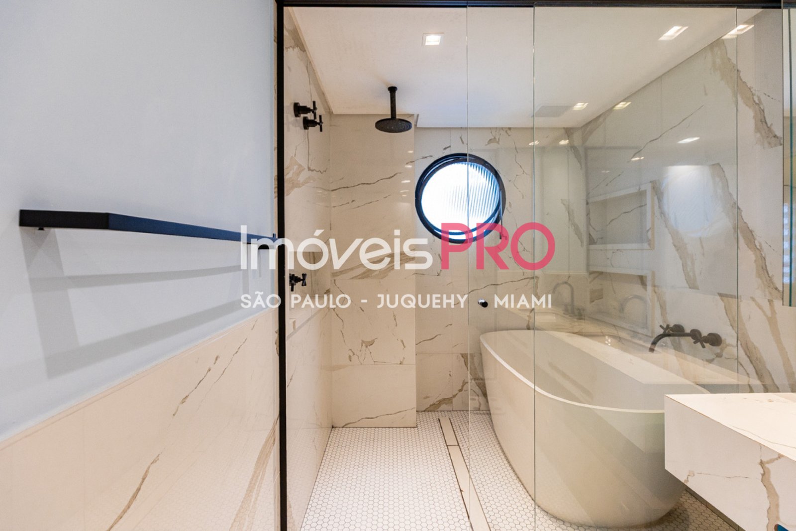 Foto :: https://assets.imoveispro.com.br/thumb/IP37459/apartamento-venda-campo-belo_IP37459_17_1920x1080.jpg?