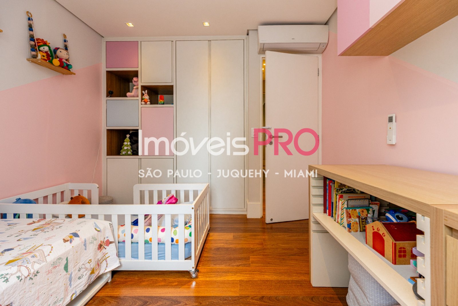 Foto :: https://assets.imoveispro.com.br/thumb/IP37459/apartamento-venda-campo-belo_IP37459_29_1920x1080.jpg?