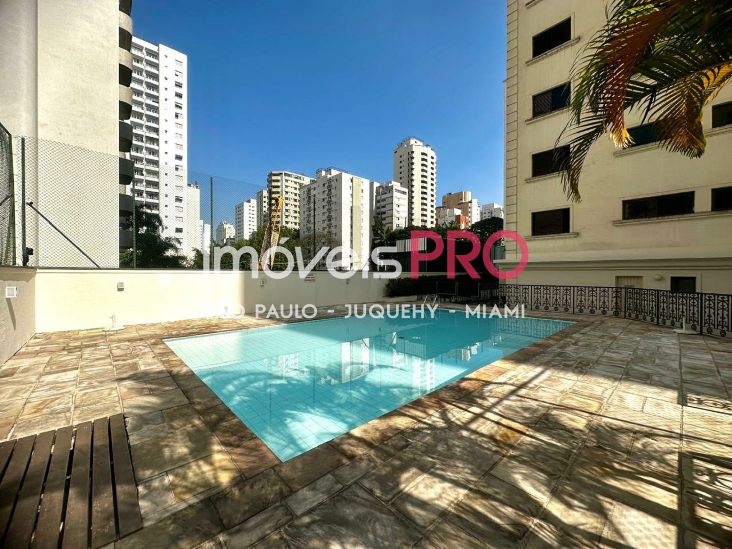 Foto :: https://assets.imoveispro.com.br/thumb/IP37460/apartamento-venda-moema_IP37460_17_1920x1080.jpg?