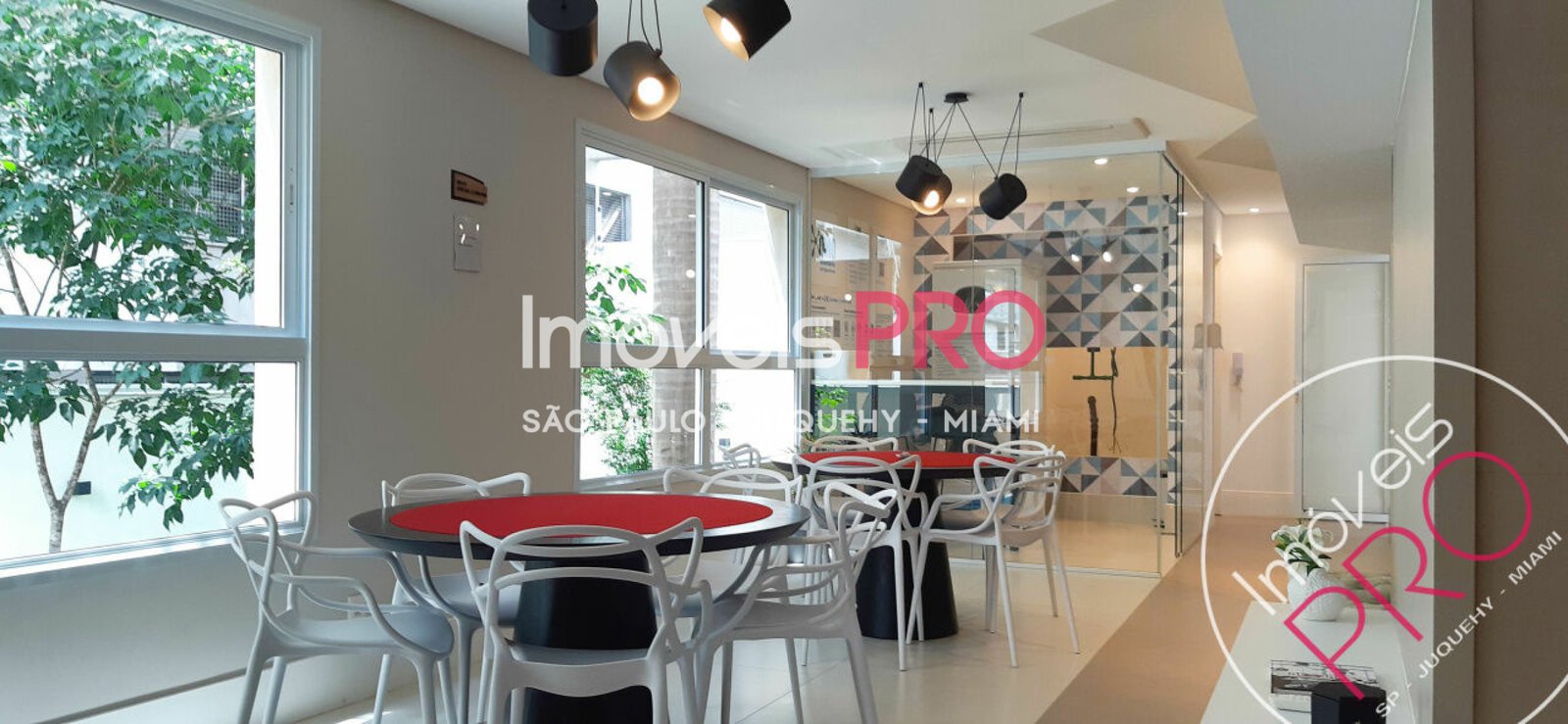 Foto :: https://assets.imoveispro.com.br/thumb/IP37468/studio-aluguel-moema_IP37468_35_1920x1080.jpg?