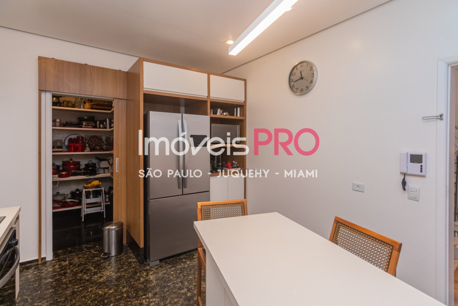 Foto :: https://assets.imoveispro.com.br/thumb/IP37487/sobrado-venda-planalto-paulista_IP37487_23_1920x1080.jpg?