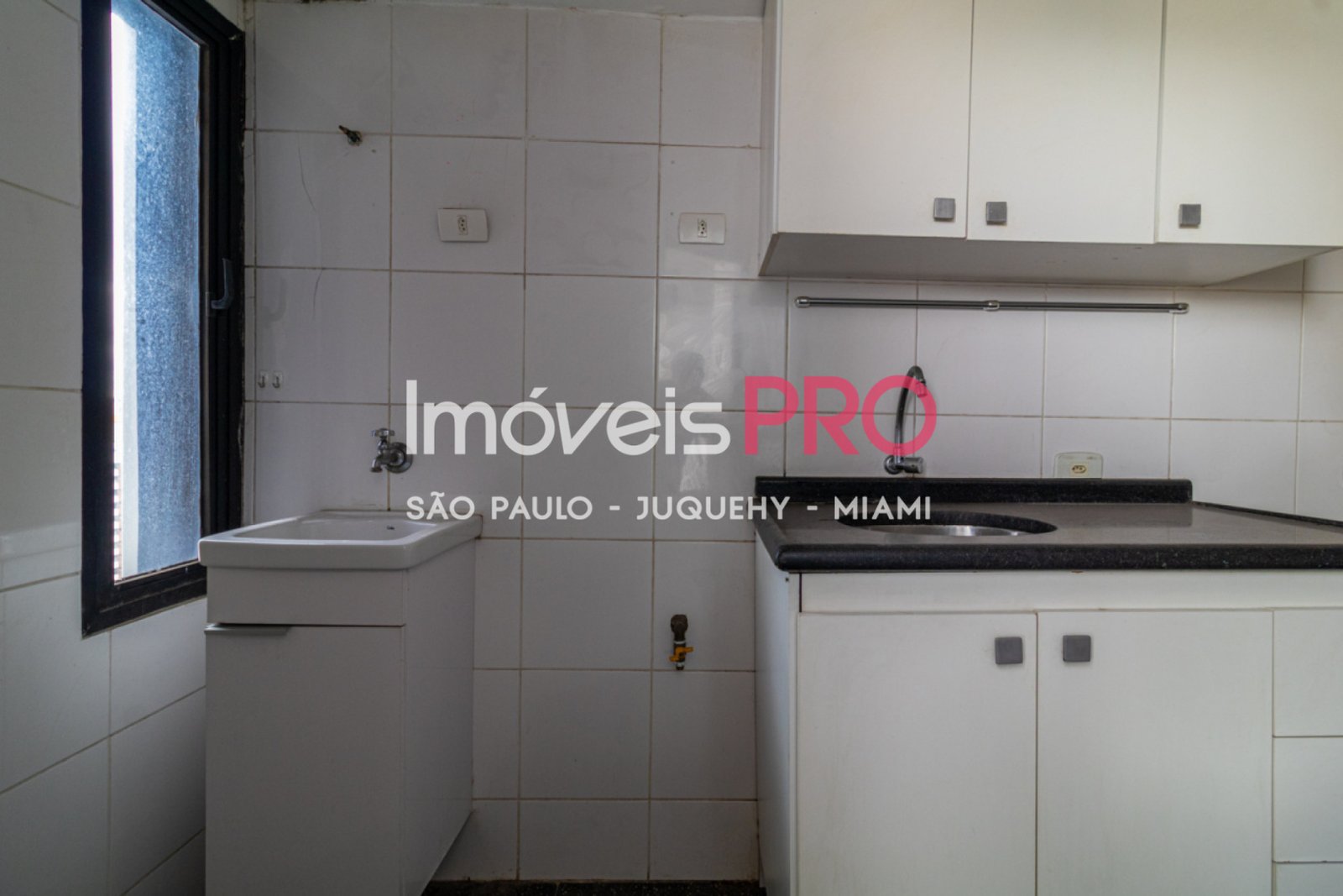 Foto :: https://assets.imoveispro.com.br/thumb/IP37511/apartamento-aluguel-moema_IP37511_11_1920x1080.jpg?