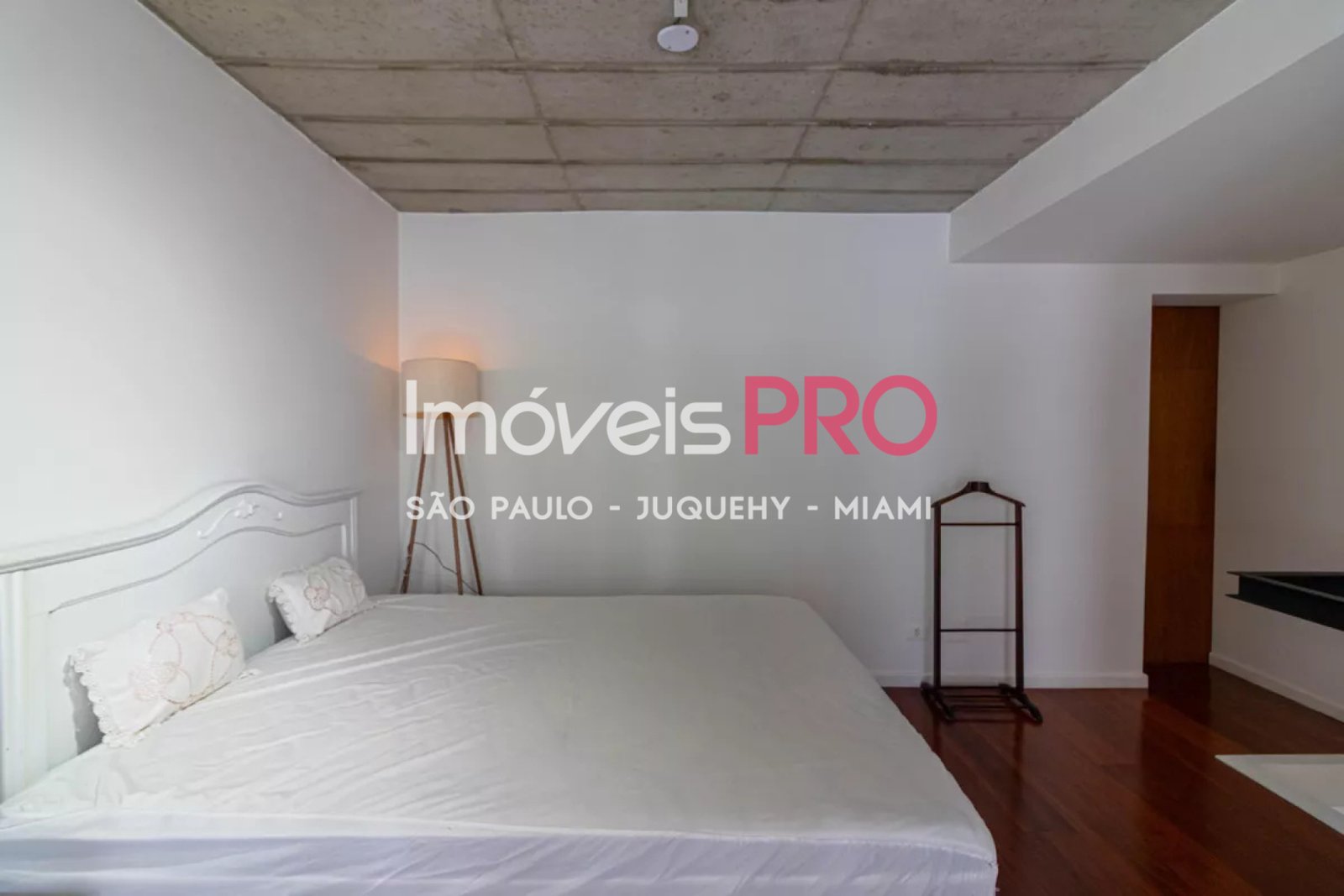 Foto :: https://assets.imoveispro.com.br/thumb/IP37512/apartamento-aluguel-moema_IP37512_35_1920x1080.jpg?