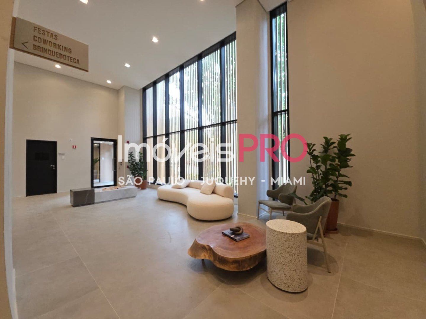 Foto :: https://assets.imoveispro.com.br/thumb/IP37524/apartamento-venda-vila-clementino_IP37524_17_1920x1080.jpg?