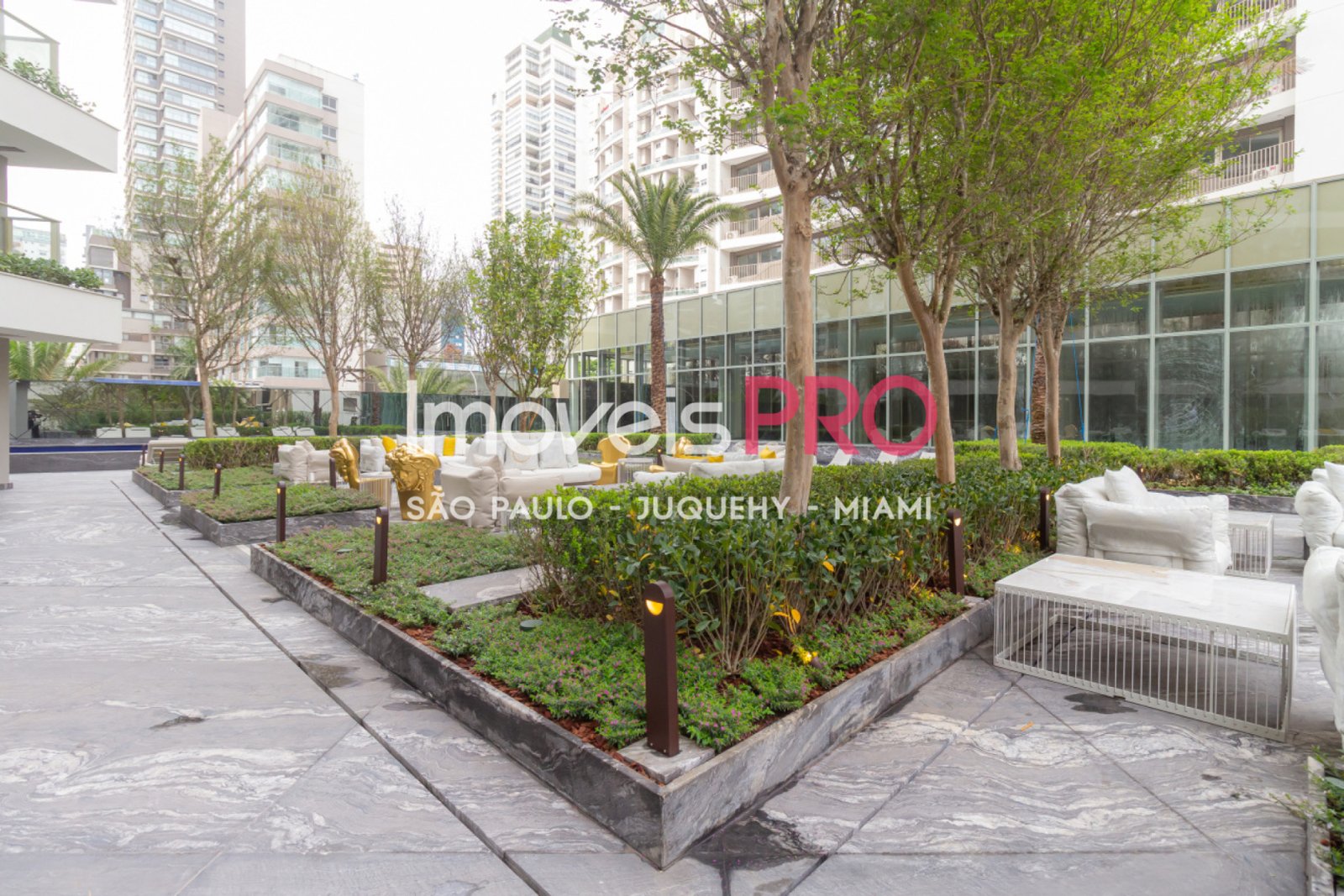 Foto :: https://assets.imoveispro.com.br/thumb/IP37529/cobertura-venda-moema-passaros_IP37529_41_1920x1080.jpg?