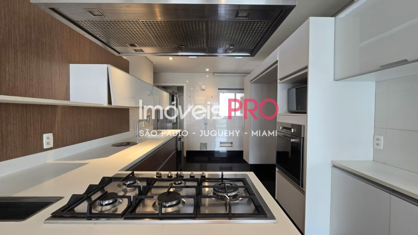 Foto :: https://assets.imoveispro.com.br/thumb/IP37534/apartamento-venda-brooklin_IP37534_17_1920x1080.jpg?