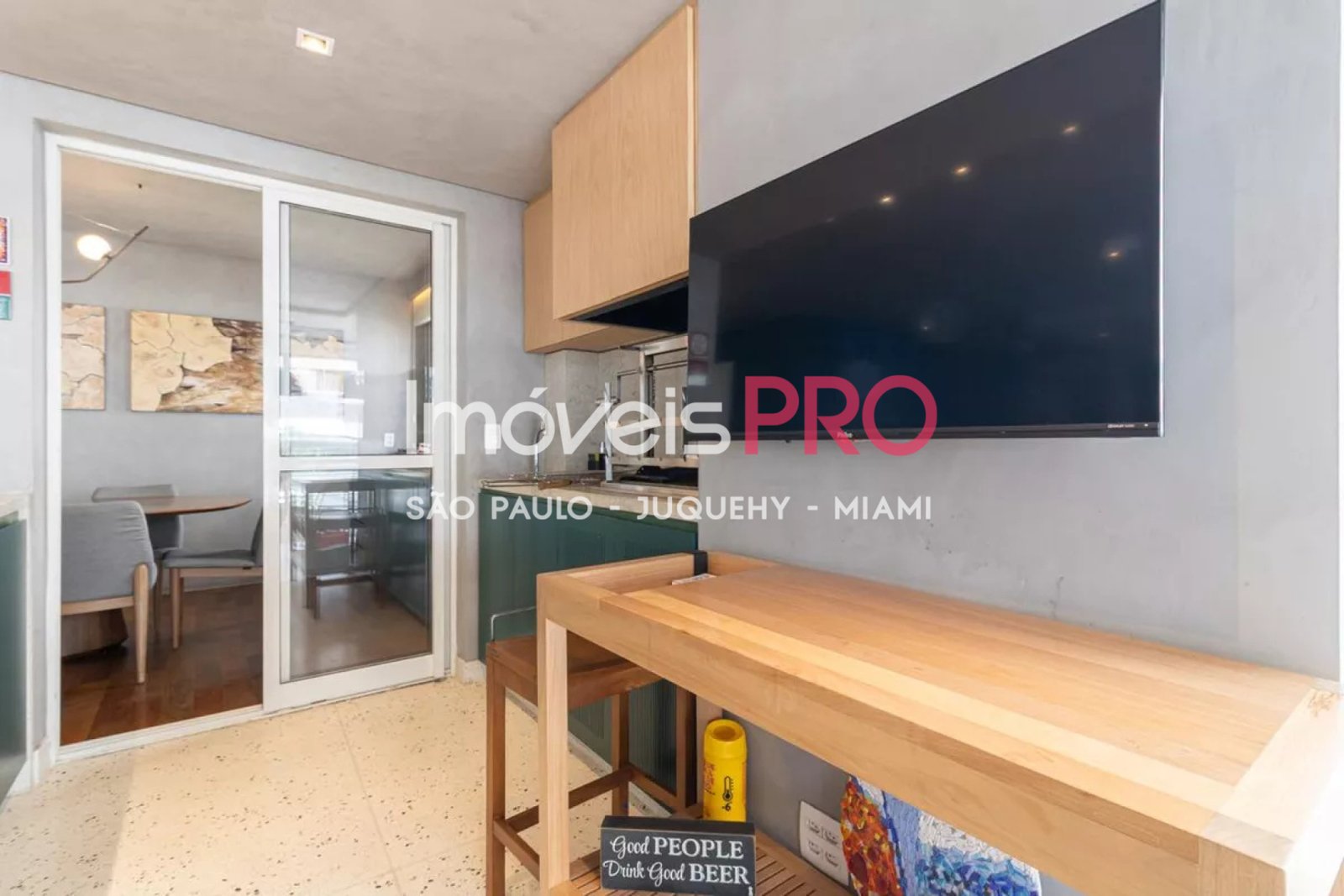 Foto :: https://assets.imoveispro.com.br/thumb/IP37541/apartamento-venda-itaim-bibi_IP37541_35_1920x1080.jpg?