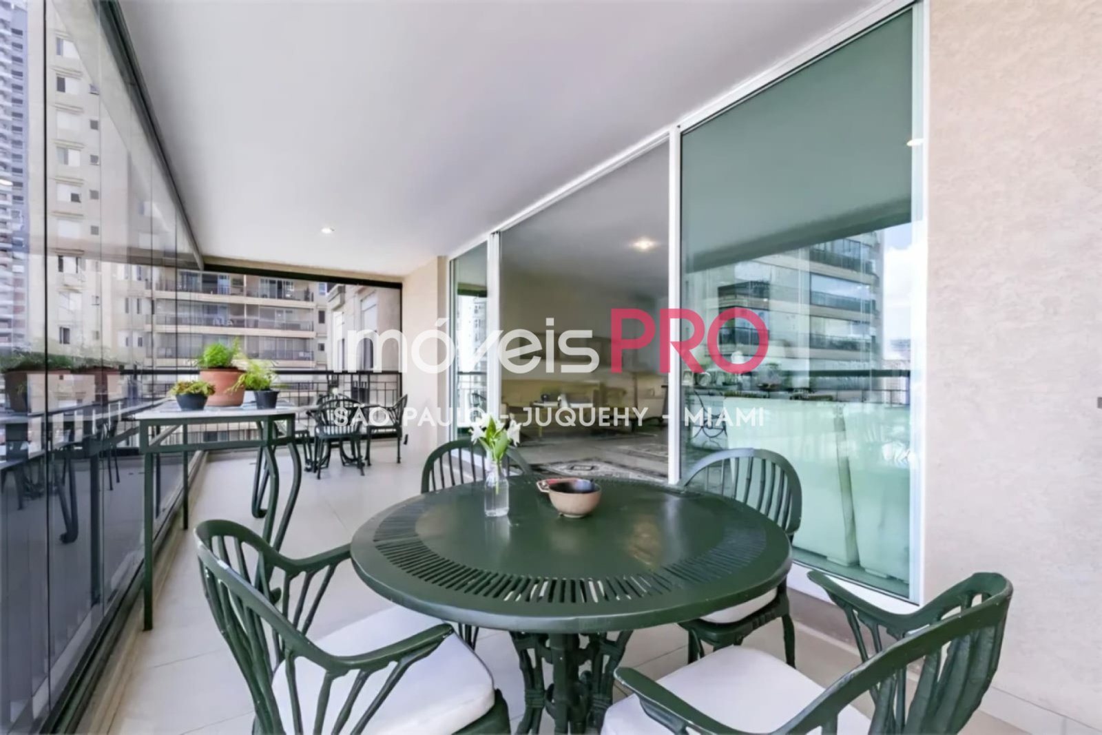 Foto :: https://assets.imoveispro.com.br/thumb/IP37543/apartamento-venda-brooklin_IP37543_11_1920x1080.jpg?