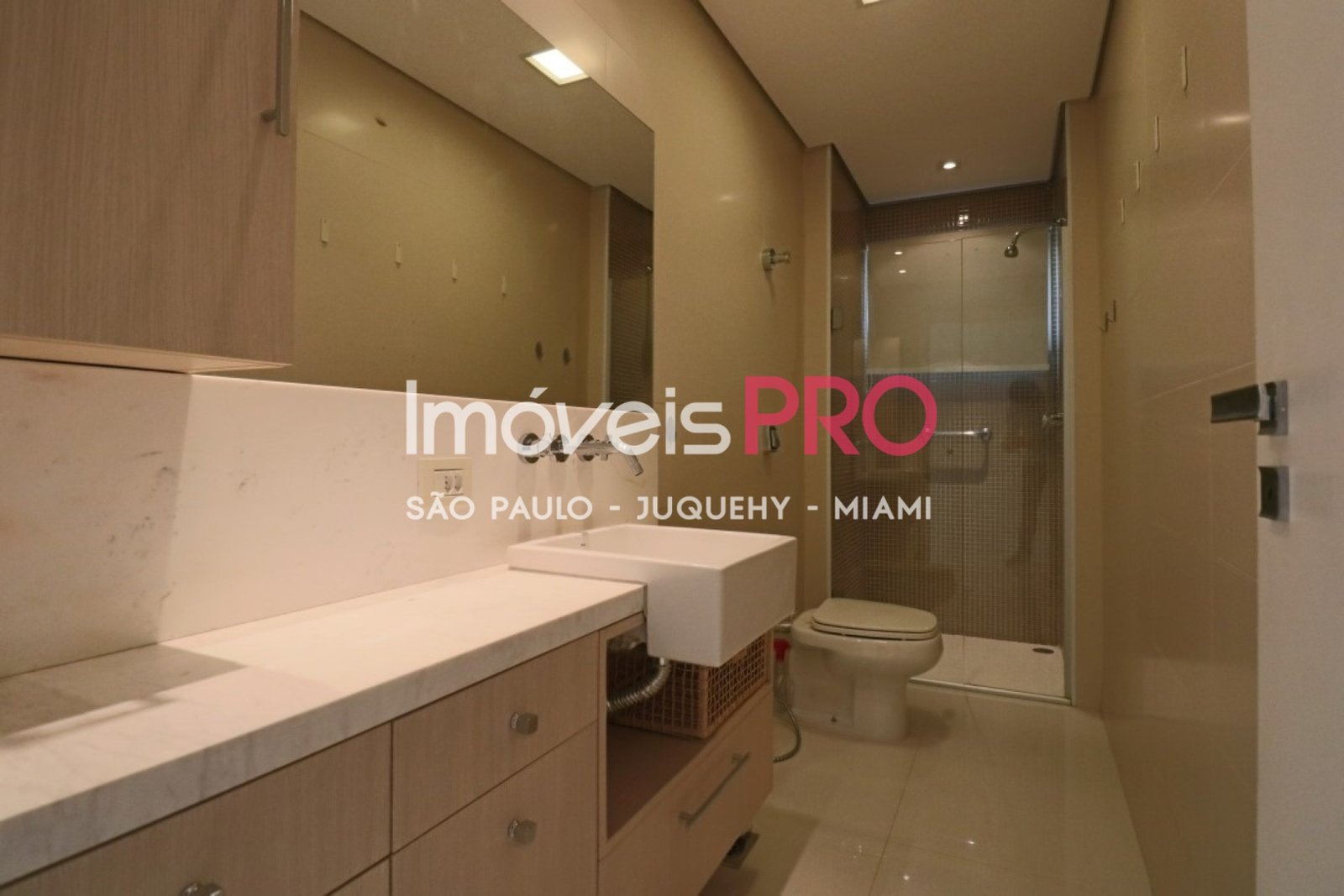 Foto :: https://assets.imoveispro.com.br/thumb/IP37548/apartamento-aluguel-itaim-bibi_IP37548_17_1920x1080.jpg?