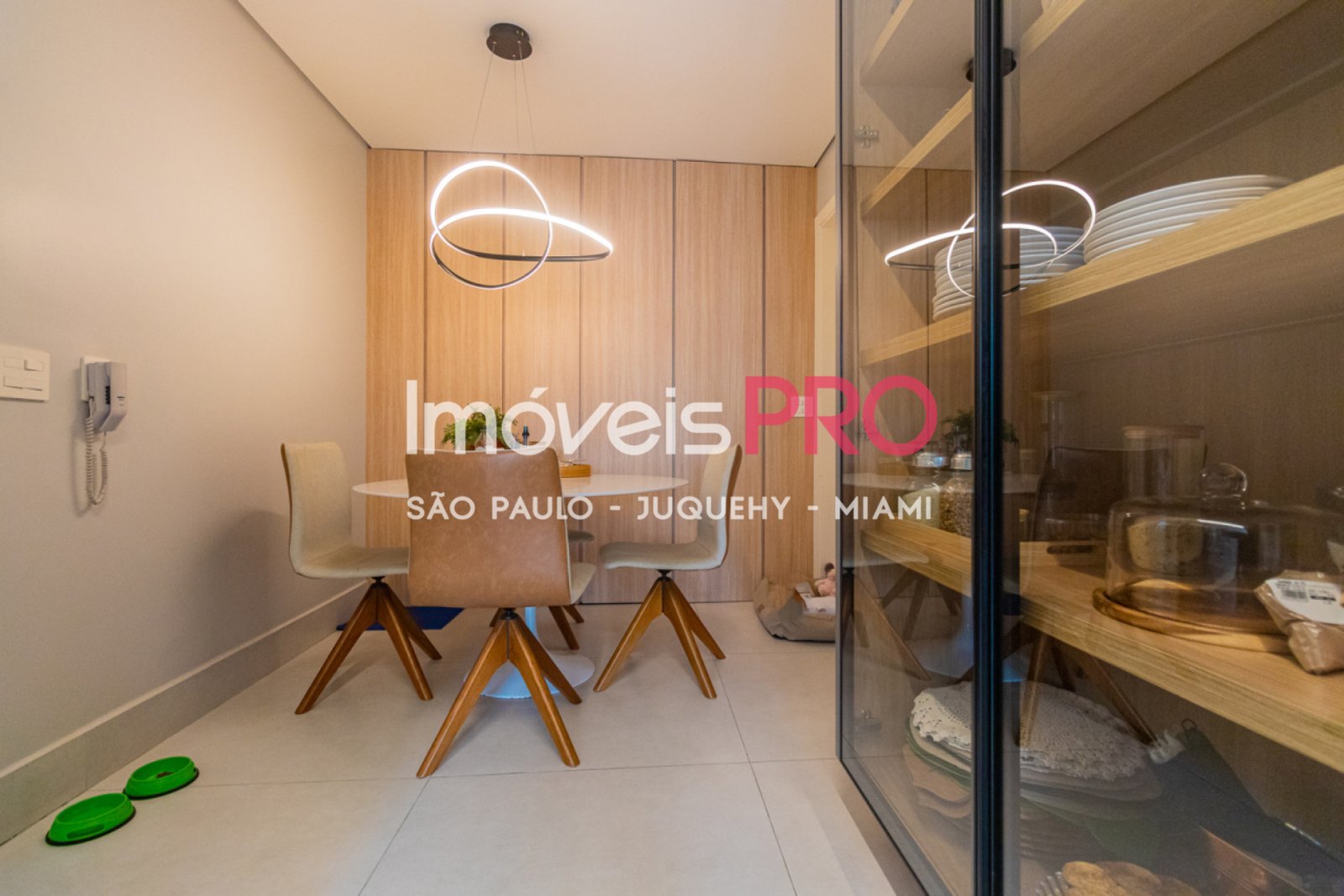 Foto :: https://assets.imoveispro.com.br/thumb/IP37563/apartamento-aluguel-campo-belo_IP37563_41_1920x1080.jpg?