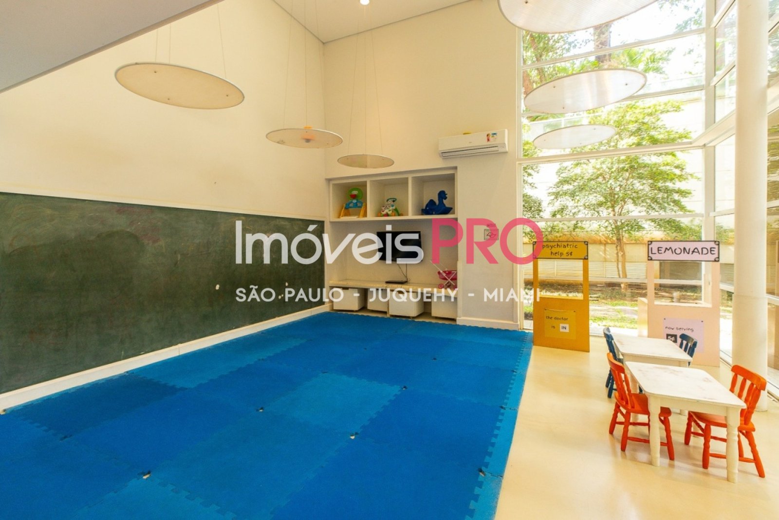 Foto :: https://assets.imoveispro.com.br/thumb/IP37572/apartamento-aluguel-campo-belo_IP37572_41_1920x1080.jpg?