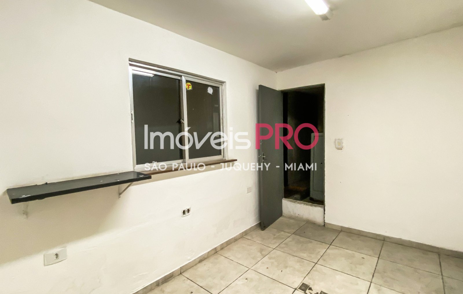 Foto :: IP37584