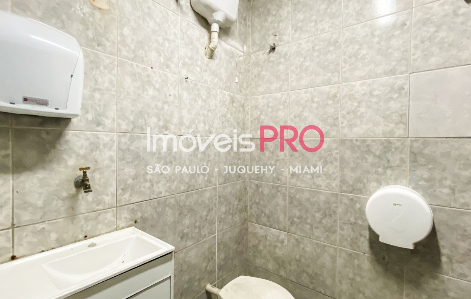 Foto :: https://assets.imoveispro.com.br/thumb/IP37584/loja-venda-moema_IP37584_11_1920x1080.jpg?