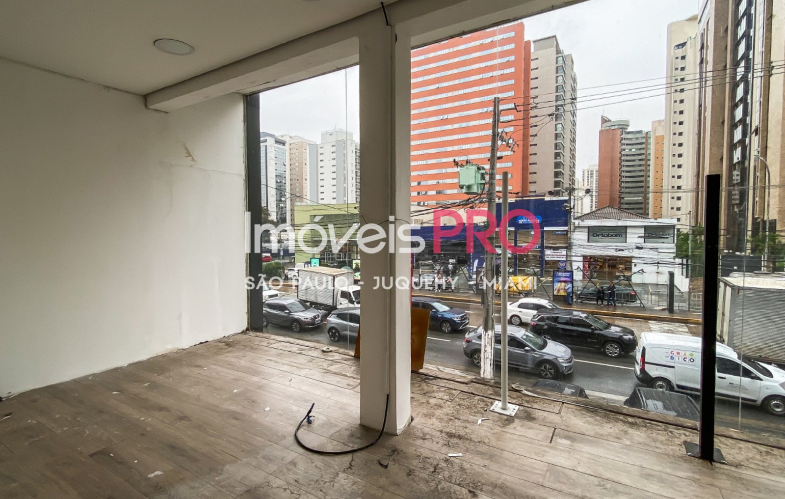 Foto :: IP37584