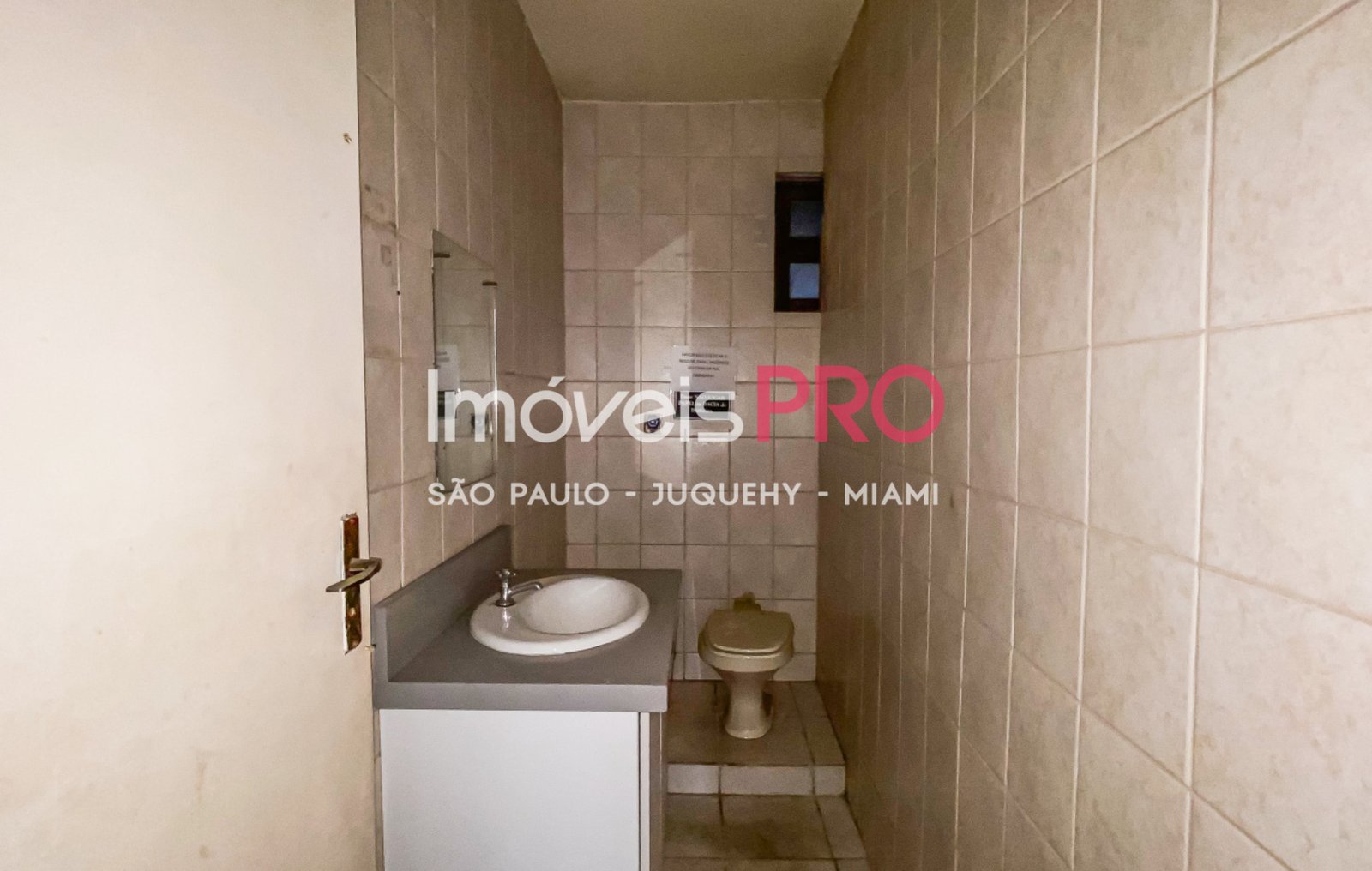 Foto :: https://assets.imoveispro.com.br/thumb/IP37584/loja-venda-moema_IP37584_23_1920x1080.jpg?