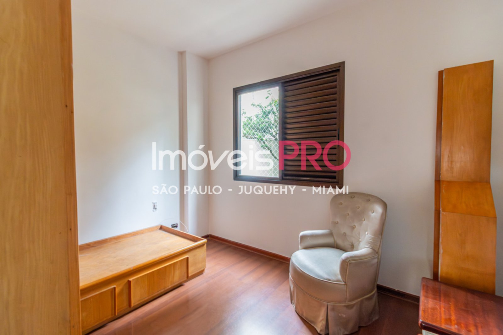 Foto :: https://assets.imoveispro.com.br/thumb/IP37588/apartamento-venda-vila-mariana_IP37588_23_1920x1080.jpg?