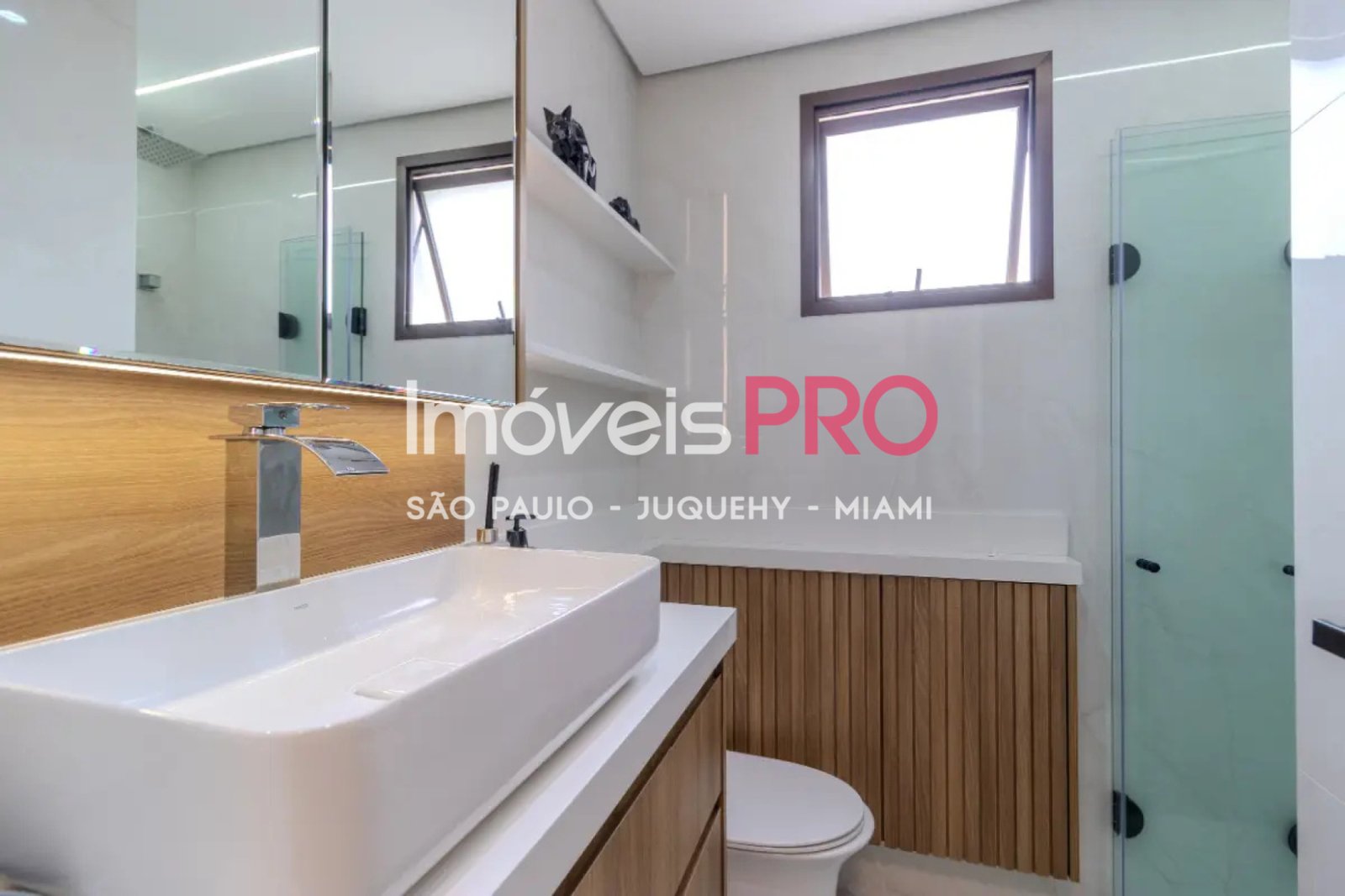 Foto :: https://assets.imoveispro.com.br/thumb/IP37590/apartamento-venda-vila-mariana_IP37590_17_1920x1080.jpg?