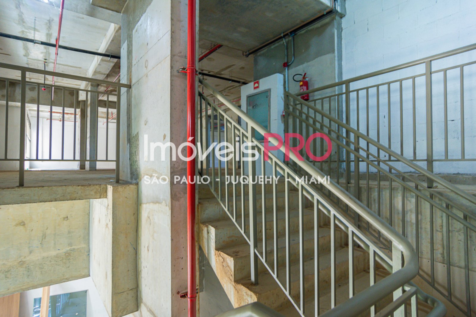 Foto :: https://assets.imoveispro.com.br/thumb/IP37616/loja-venda-cerqueira-cesar_IP37616_11_1920x1080.jpg?