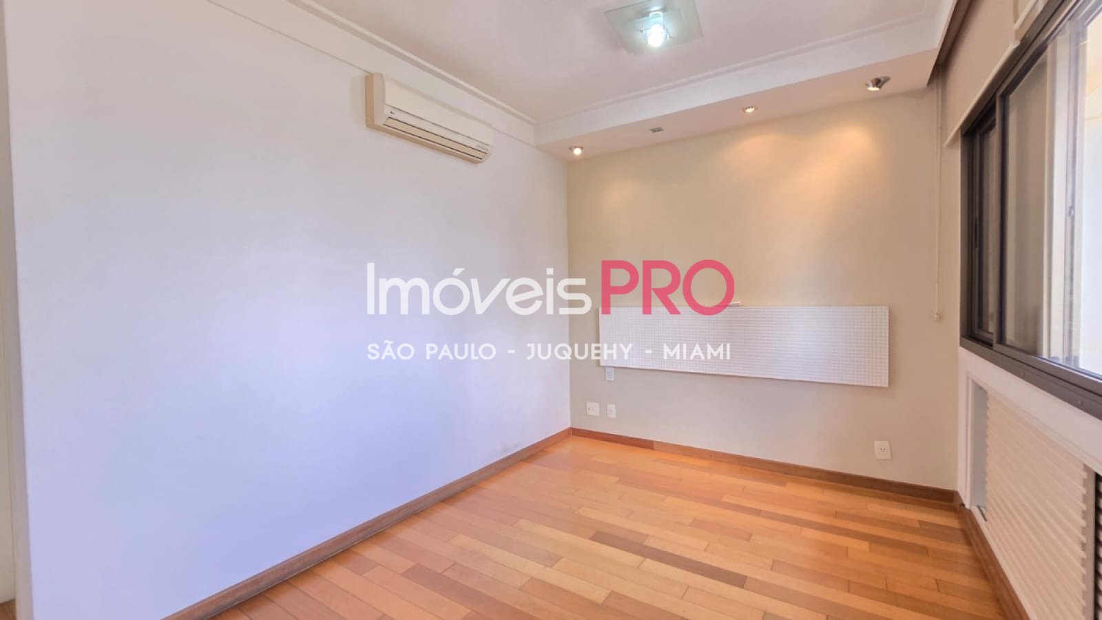 Foto :: https://assets.imoveispro.com.br/thumb/IP37627/apartamento-venda-brooklin_IP37627_17_1920x1080.jpg?