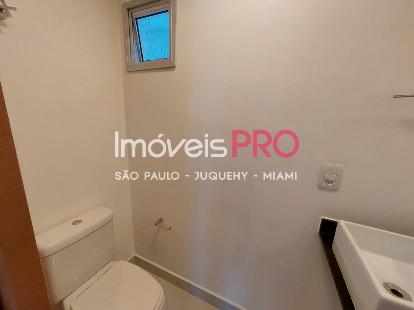 Foto :: IP37642