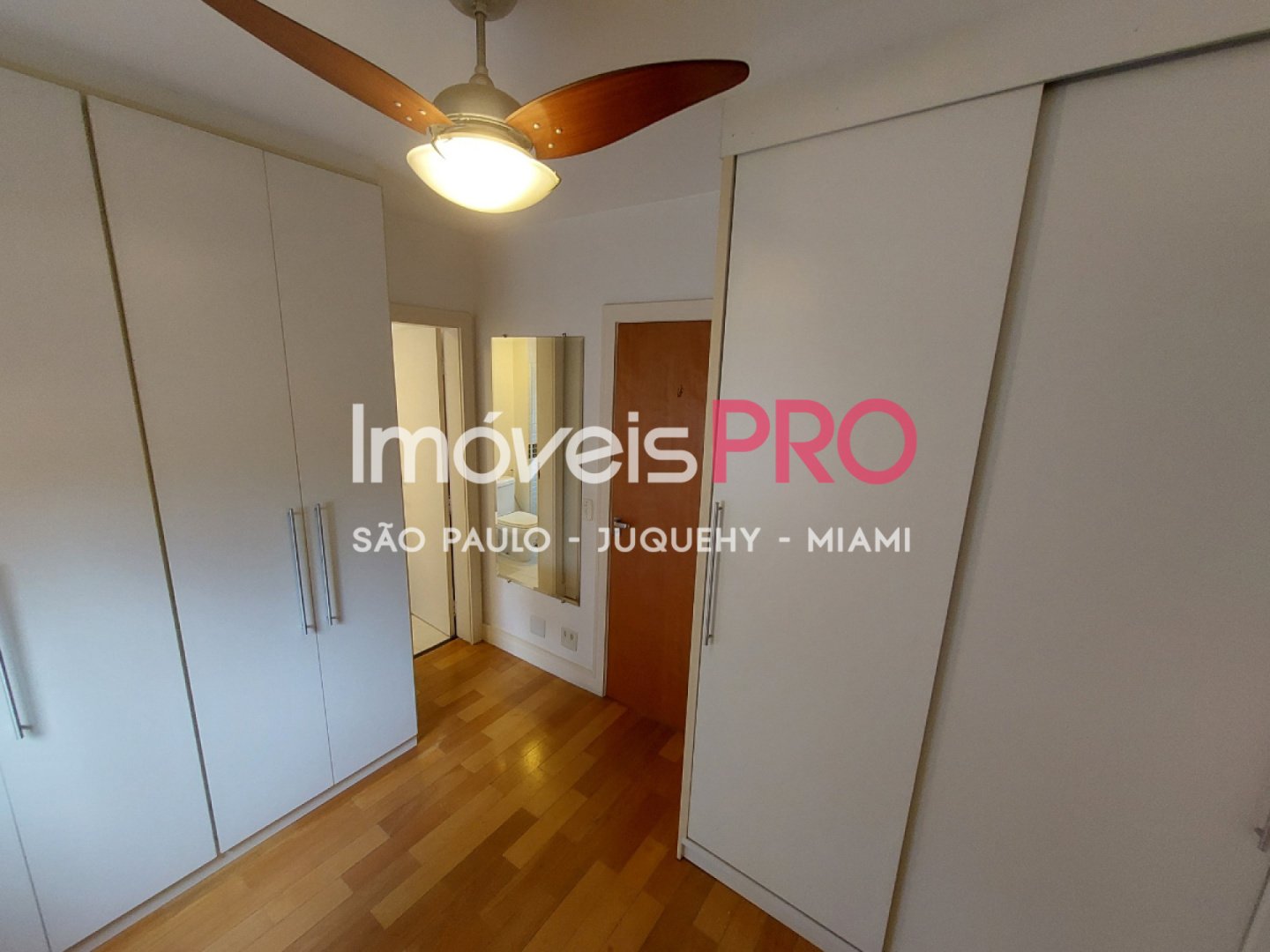 Foto :: IP37642