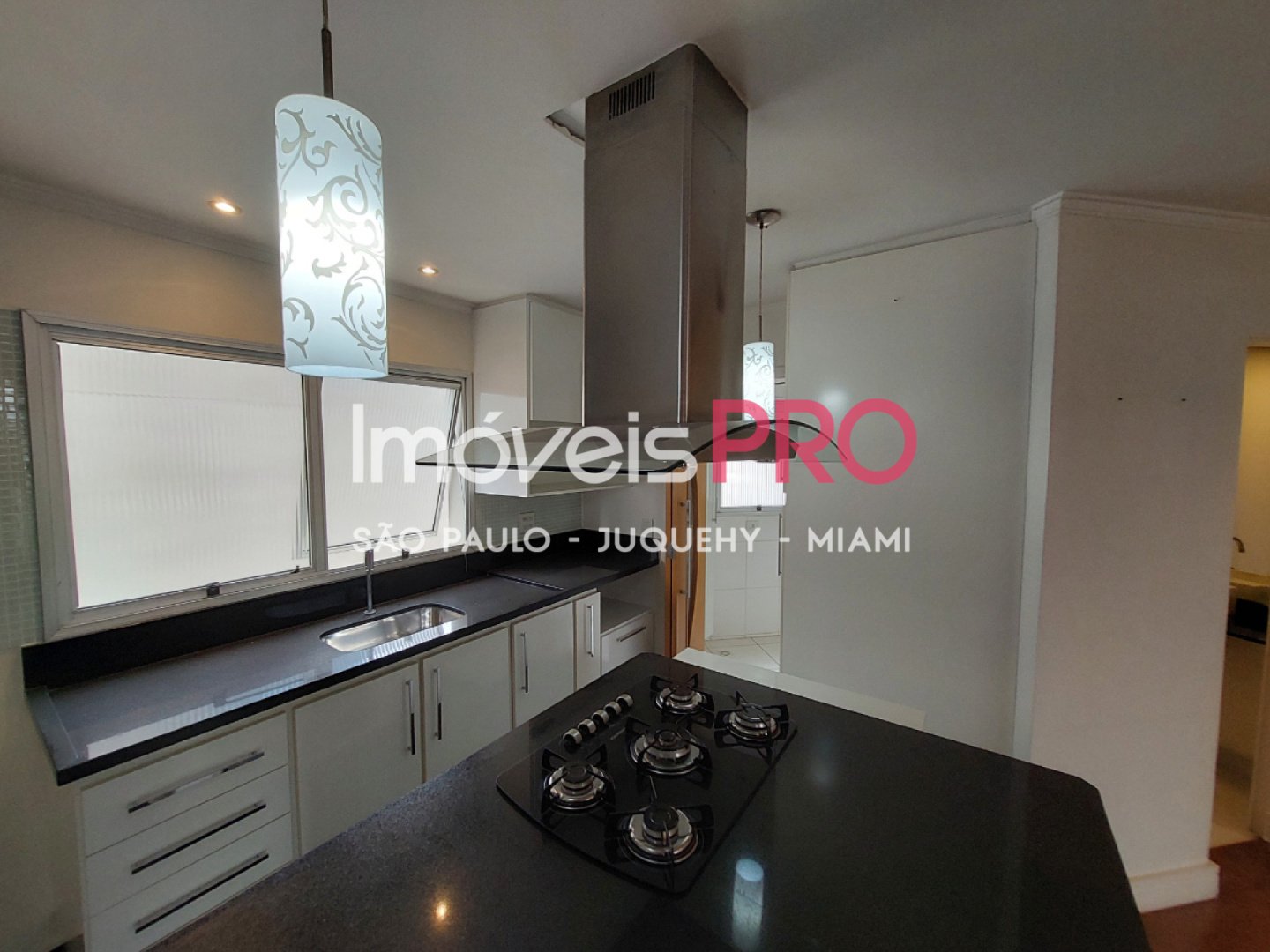 Foto :: https://assets.imoveispro.com.br/thumb/IP37642/apartamento-venda-brooklin_IP37642_35_1920x1080.jpg?