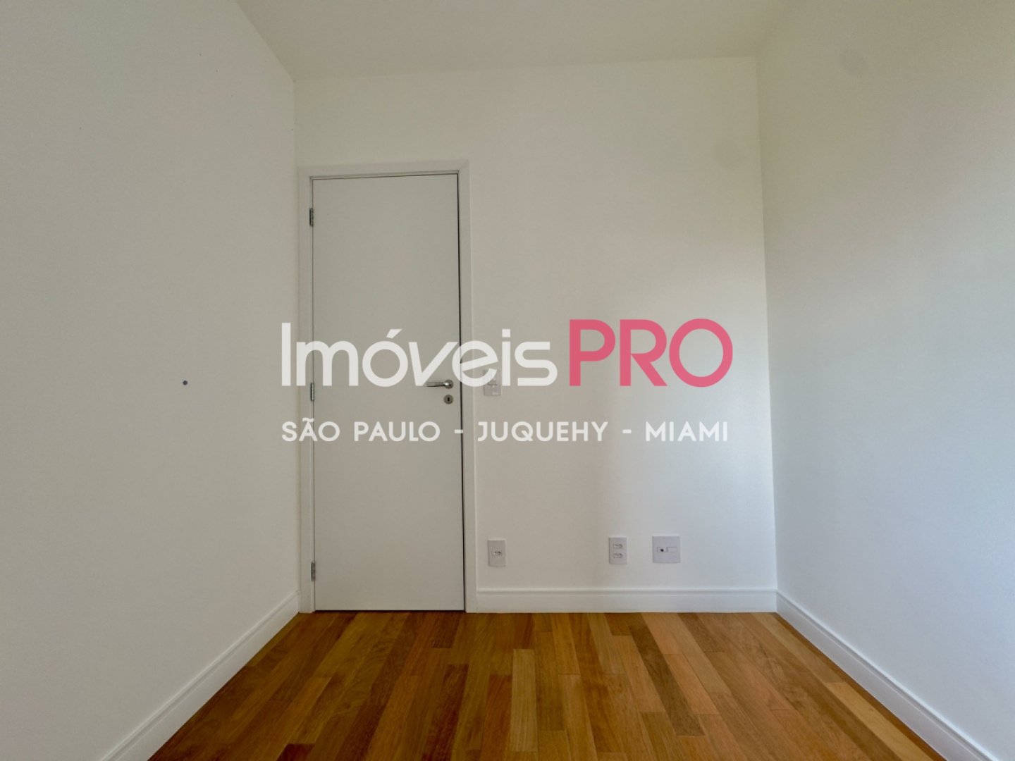 Foto :: https://assets.imoveispro.com.br/thumb/IP37654/apartamento-venda-vila-mariana_IP37654_11_1920x1080.jpg?