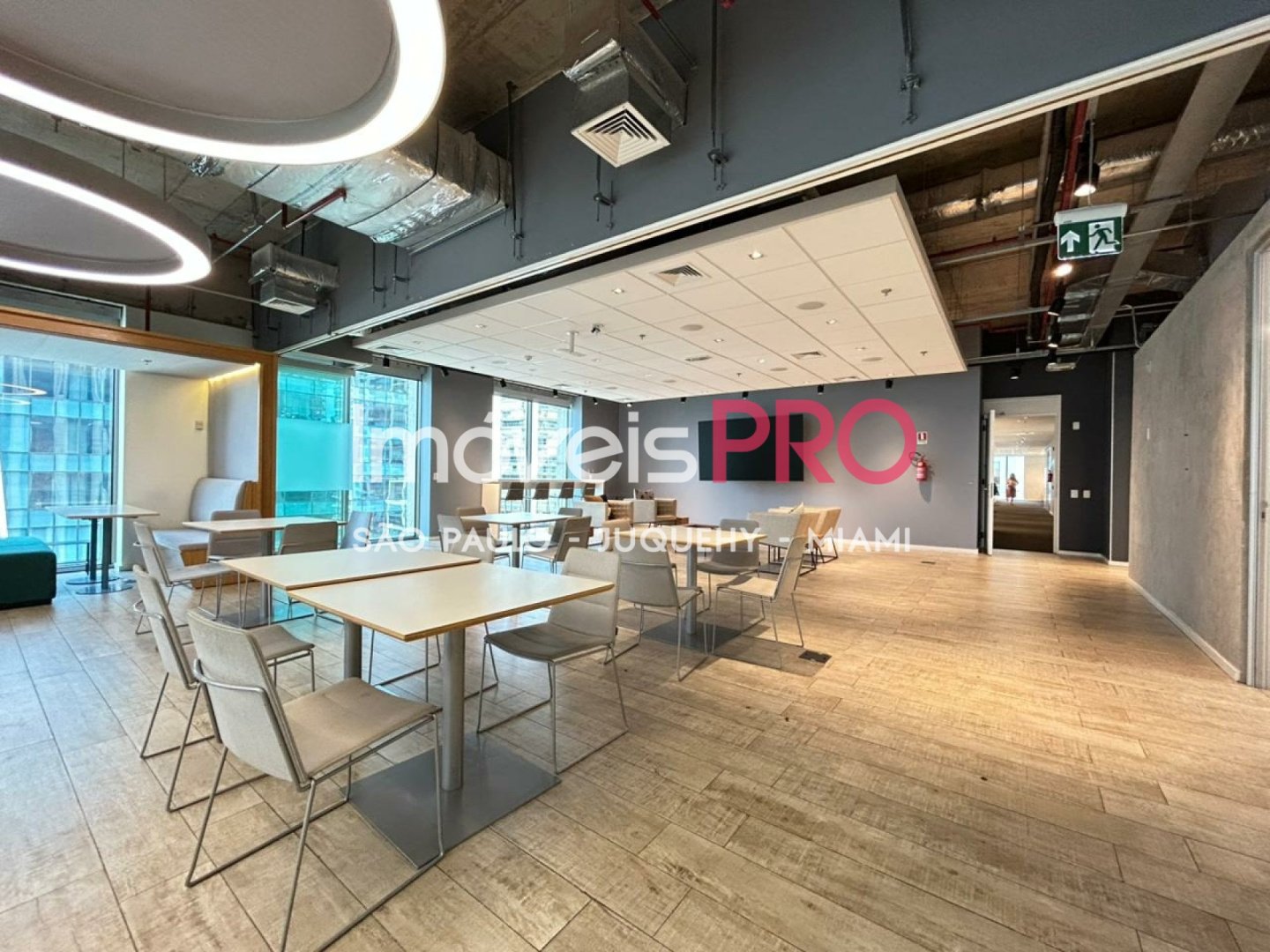 Foto :: https://assets.imoveispro.com.br/thumb/IP37655/conj-comercial-aluguel-itaim-bibi_IP37655_17_1920x1080.jpg?