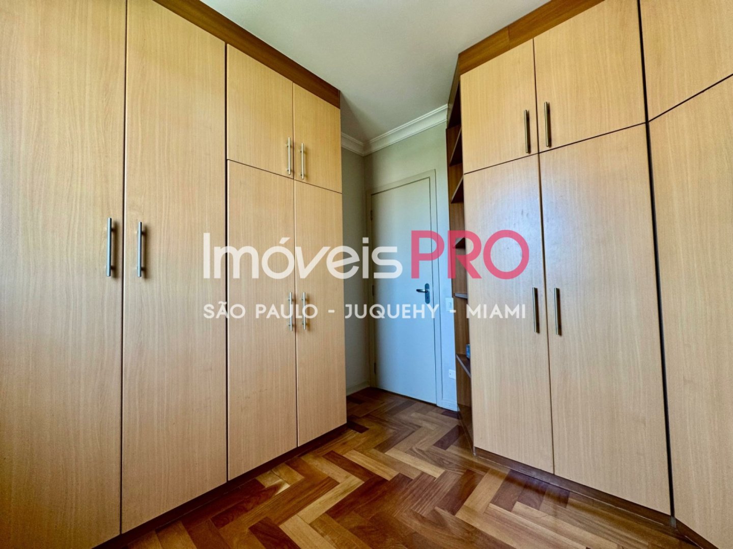 Foto :: https://assets.imoveispro.com.br/thumb/IP37660/apartamento-venda-saude_IP37660_17_1920x1080.jpg?