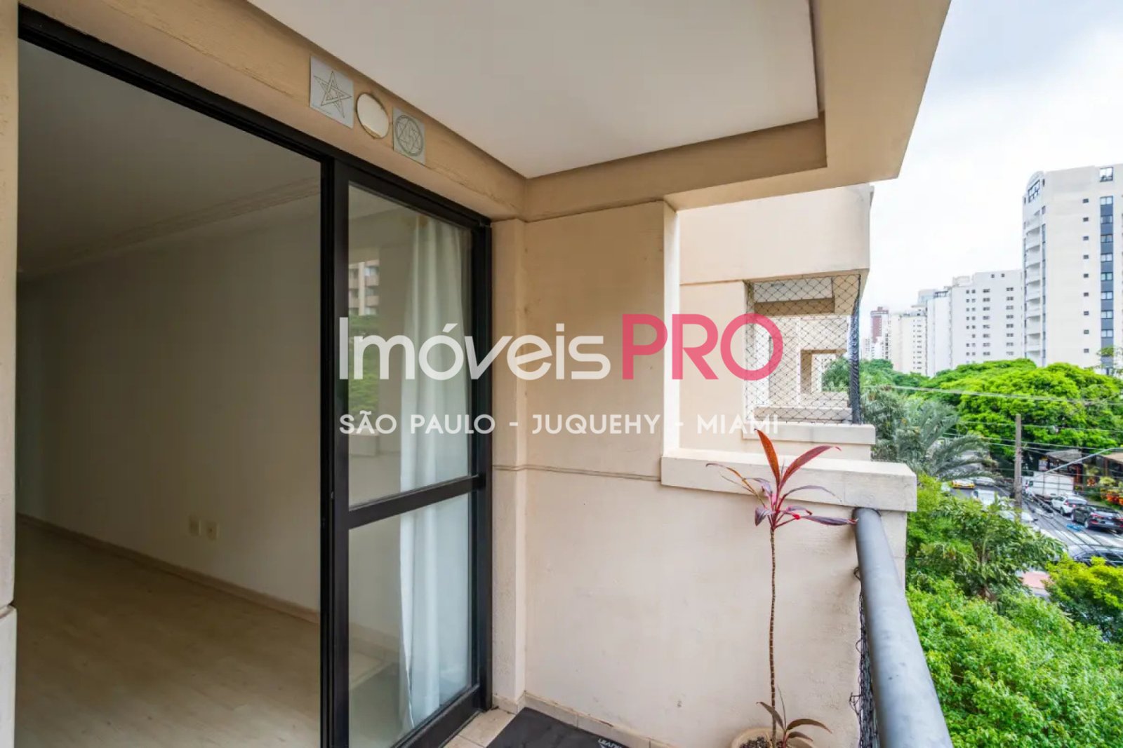 Foto :: https://assets.imoveispro.com.br/thumb/IP37663/apartamento-venda-moema-indios_IP37663_23_1920x1080.jpg?