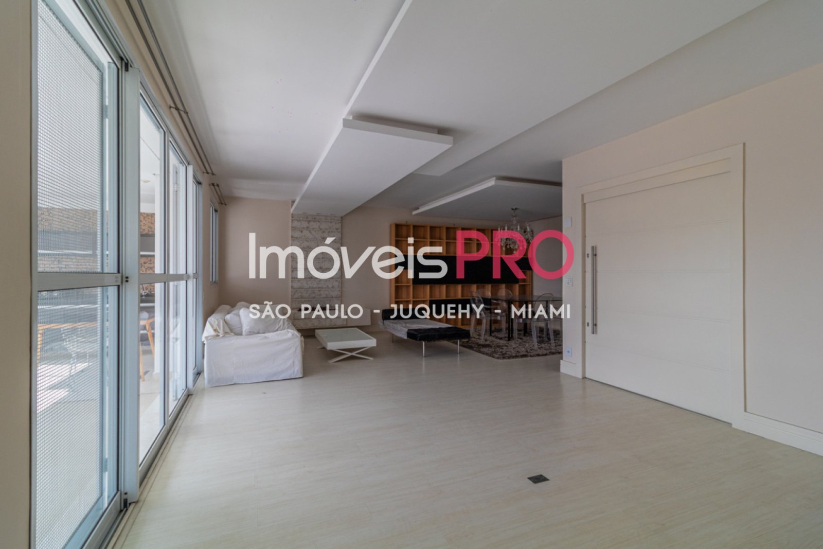 Foto :: https://assets.imoveispro.com.br/thumb/IP37675/apartamento-venda-pinheiros_IP37675_17_1920x1080.jpg?