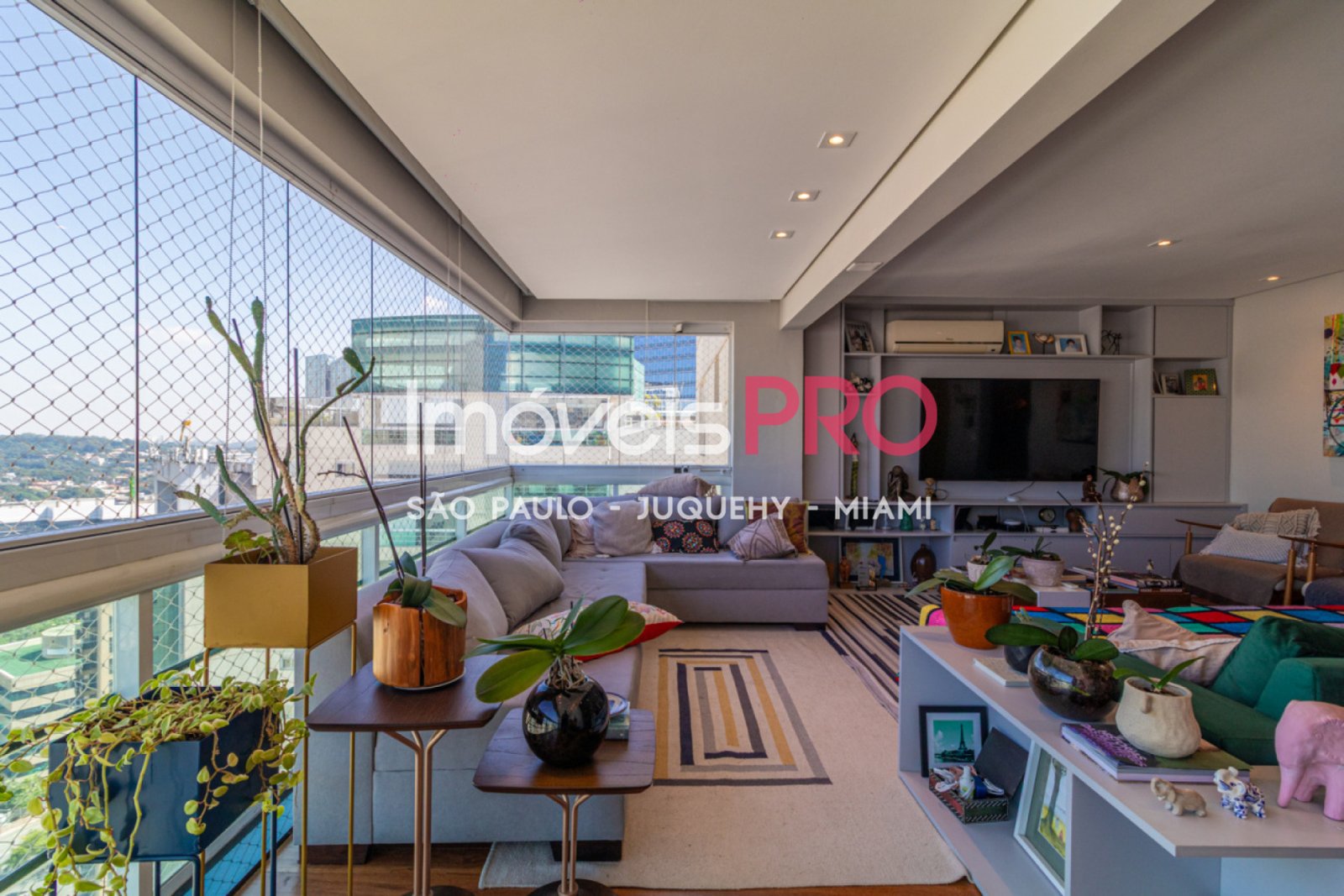 Foto :: https://assets.imoveispro.com.br/thumb/IP37694/apartamento-venda-vila-olimpia_IP37694_35_1920x1080.jpg?