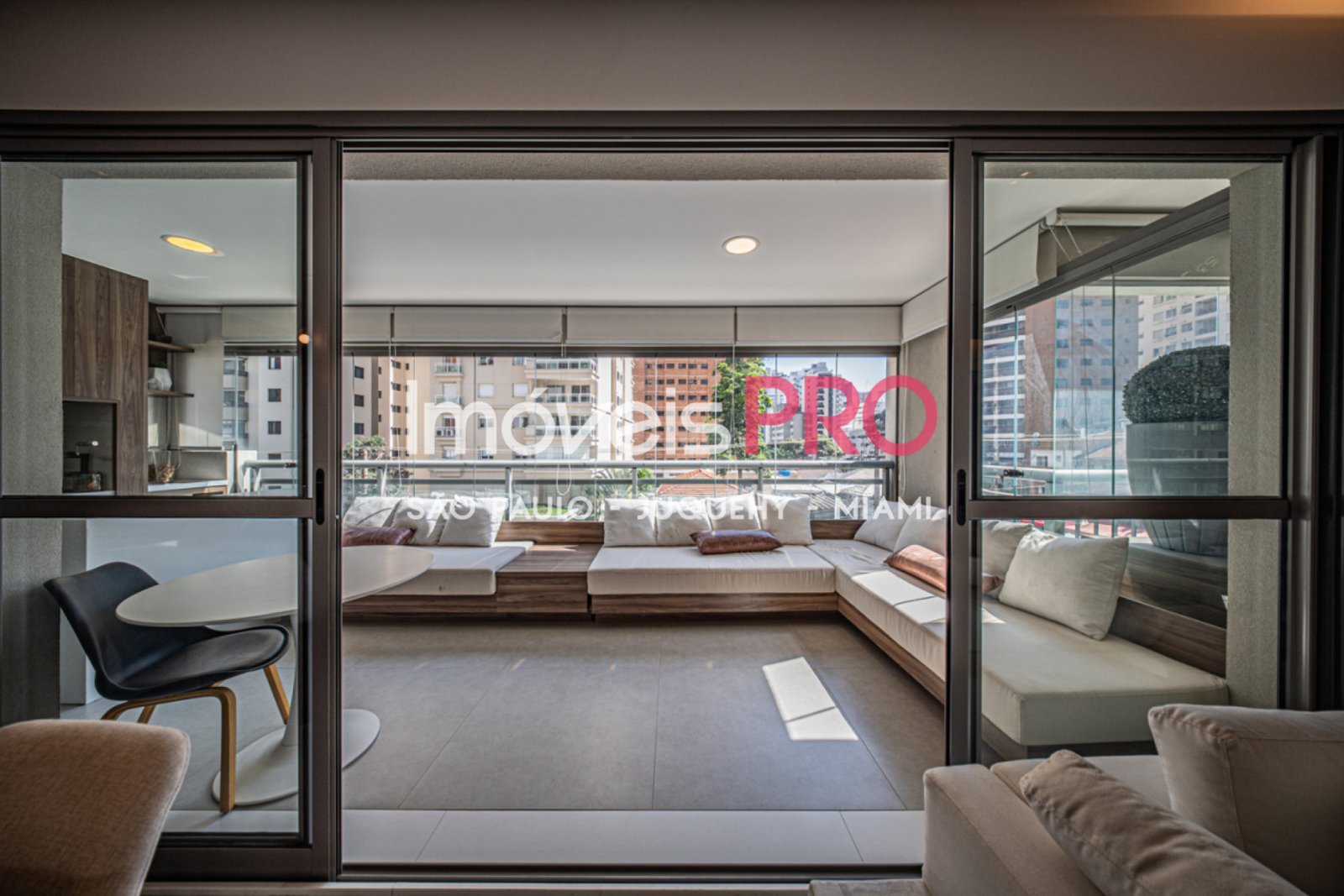 Foto :: https://assets.imoveispro.com.br/thumb/IP37704/apartamento-venda-perdizes_IP37704_17_1920x1080.jpg?